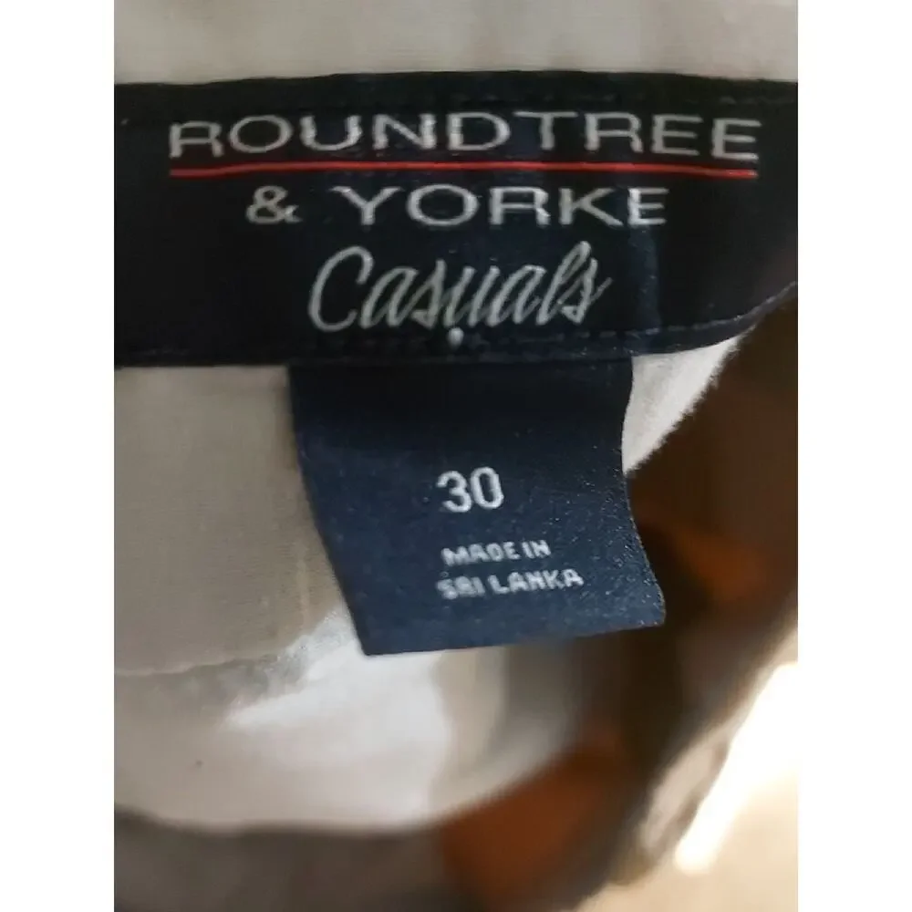 Roundtree & Yorke Casuals Flat Front Bermuda Khaki Shorts 30 Vacation Academia